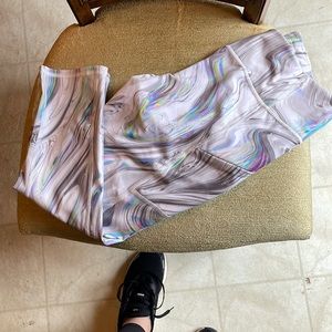 Athleta cropped workout pants